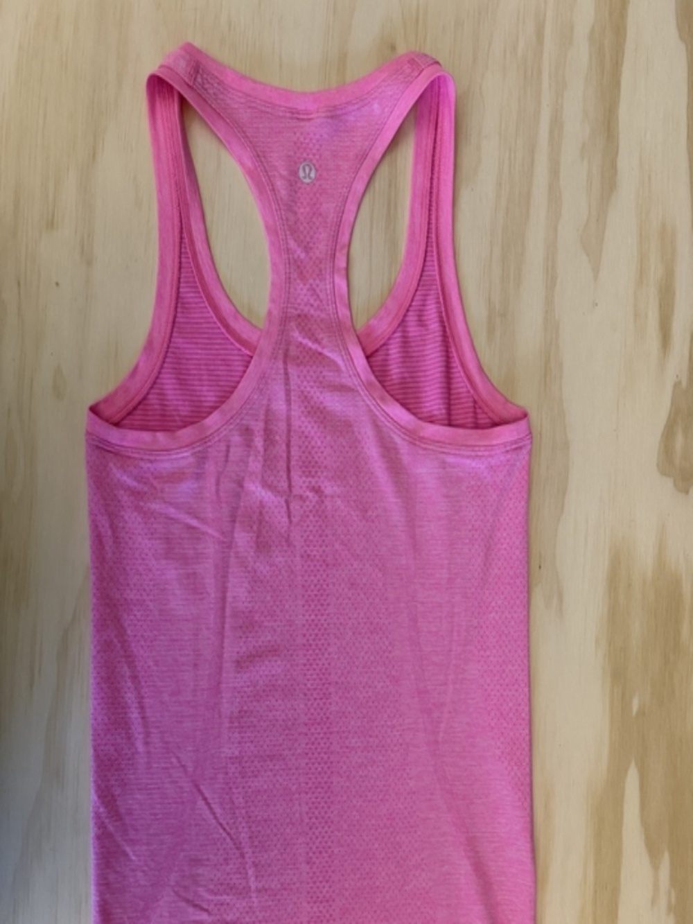 Lululemon Racerback Seamless Swiftly Tech Tank - Picture 4 of 6